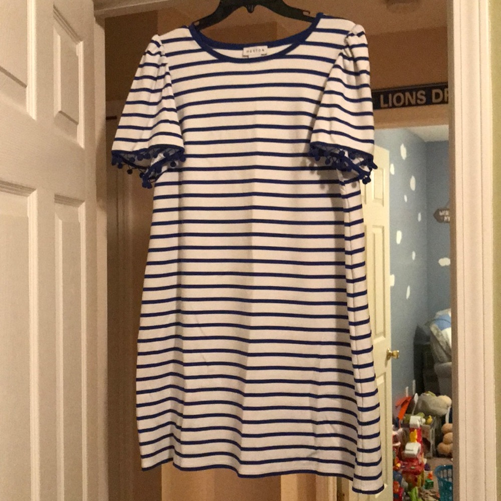 EUC blue and white shift dress